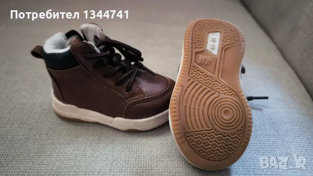 Бебешки обувки H&M номер 18-19, снимка 2 - Бебешки обувки - 47893601