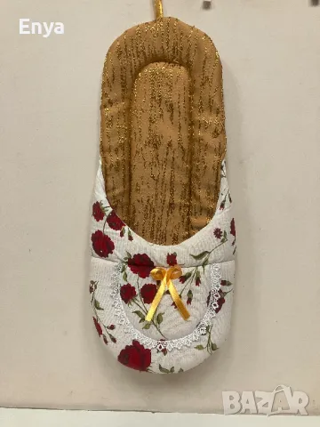 Декорация с джоб за стена