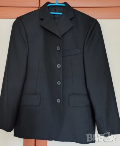 Детски официален костюм 146см.