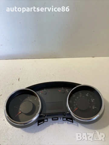 Инструмент за скоростомер Taho за Peugeot 5008 1.6 HDI (2012) 9666175180