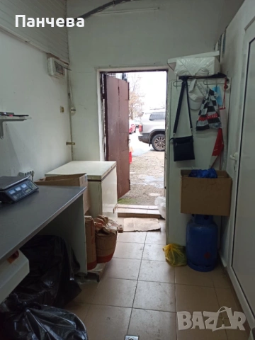 Дава под наем магазин гр.Хасковo, бул.Раковски, срещу Ритейл парк, снимка 12 - Магазини - 53131832