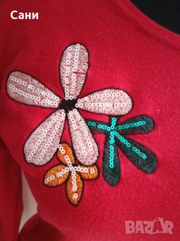 Червен пуловер на цветя, снимка 8 - Блузи с дълъг ръкав и пуловери - 38732761