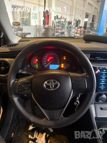 Toyota Corolla 1.4 2017г‼️на части‼️, снимка 9 - Автомобили и джипове - 53044067