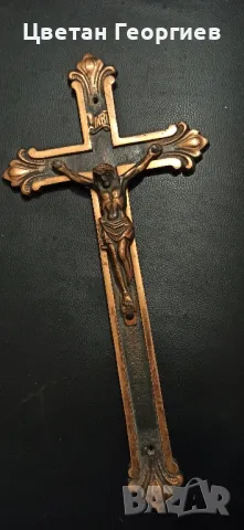 метален кръст