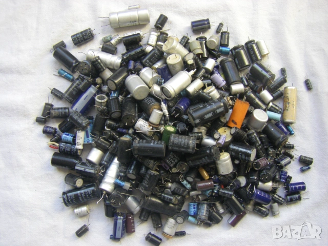 Употребявани електролитни кондензатори един килограм за 3 Евро, снимка 3 - Друга електроника - 47113676