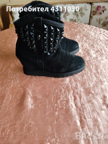 Ботуши / боти на платформа с шипове и черепи ASH YOKO 38