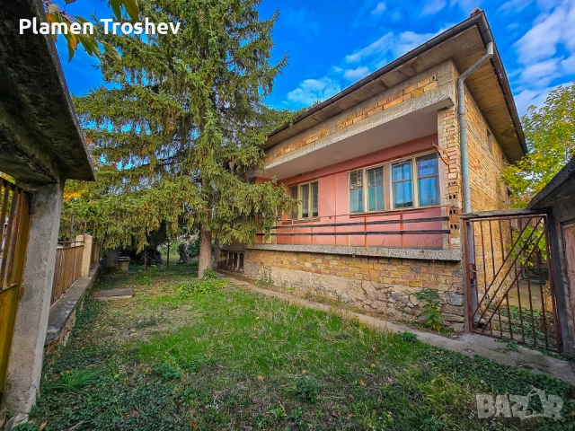 Продава къща с двор в с.Енина, Казанлък, снимка 3 - Къщи - 52567627