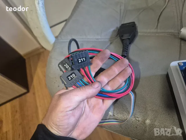 Програматор за ключ на мерцедес ak500+, снимка 3 - Ключове - 49944769