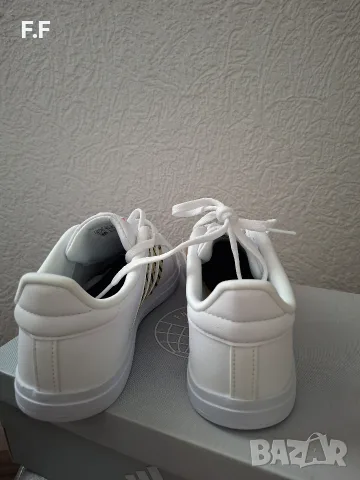Adidas-Чисто нови , снимка 3 - Маратонки - 56140822