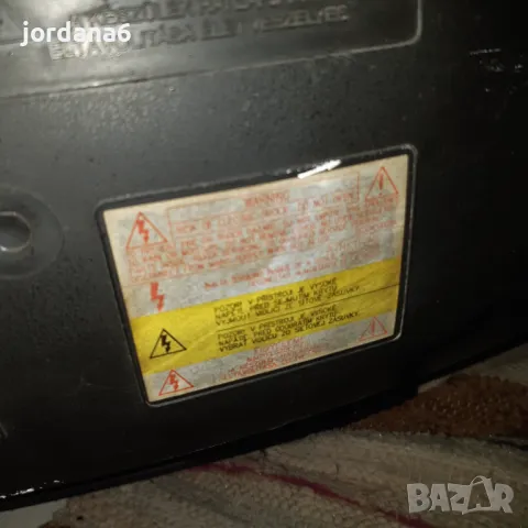 Телевизор LG-21 инча, снимка 4 - Телевизори - 48540261
