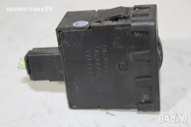Бутон реглаж фарове Пежо 807 Peugeot 807 Citroen C8 Lancia Phedra  96384422, снимка 2 - Части - 50310618