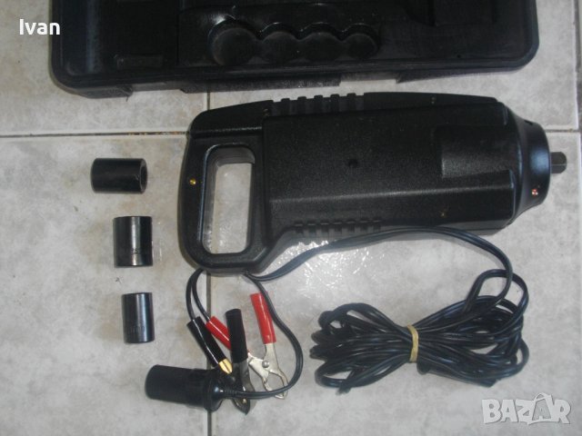 12 Волта/1/2 Drive Захват-Гайковерт Голям-IMPACT WRENCH-Made in Taiwan-Отличен-Реверсивен