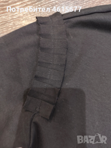 черна блузка , снимка 4 - Блузи с дълъг ръкав и пуловери - 53373210