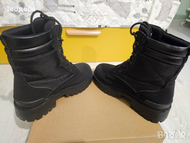 Дамски боти от Cropp