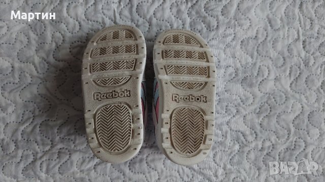 Детски маратонки Reebok, снимка 2 - Детски обувки - 41245869