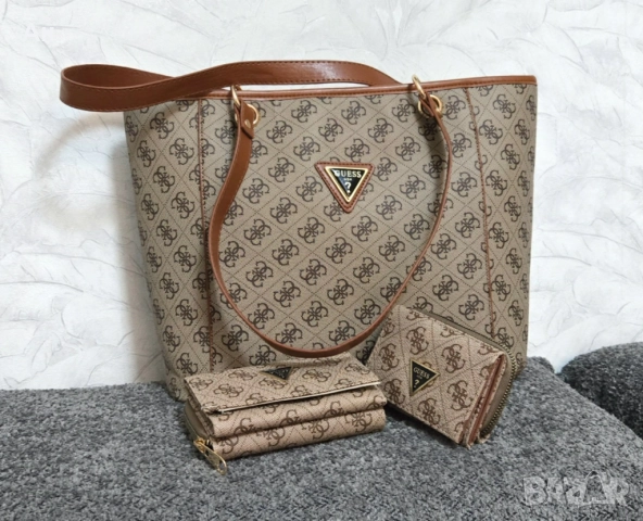 Дамски чанти Guess, снимка 3 - Чанти - 52885815