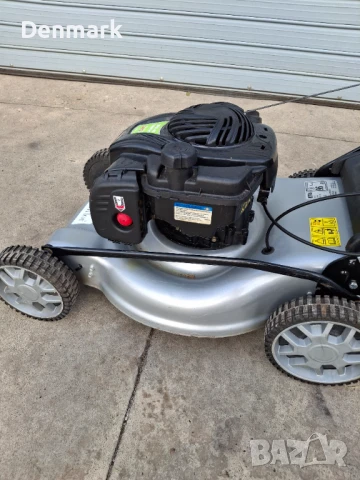 Бензинова самоходна косачка, снимка 5 - Градинска техника - 50853497