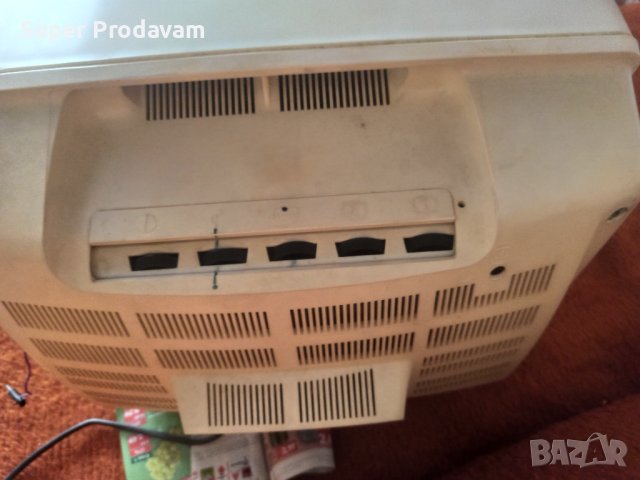 Черно бял портативен телевизор Юность 402B, снимка 3 - Телевизори - 41922310