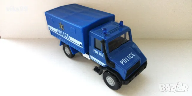 Камион с каросерия POLICE Welly - Мащаб 1:50, снимка 5 - Колекции - 48730282