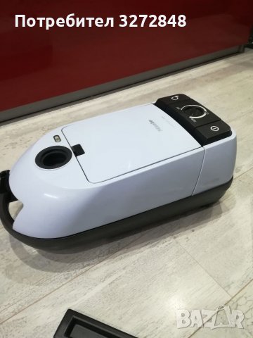 Прахосмукачка MIELE- 1500w, снимка 12 - Прахосмукачки - 40217671