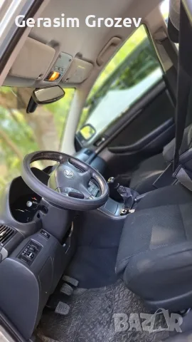 Тойота авенсис 2.2 150коня , снимка 9 - Автомобили и джипове - 55780960