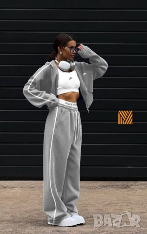 дамски екипи nike, снимка 3 - Спортни екипи - 50760119