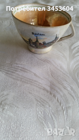 Много стара чашка за кафе, костен порцелан
