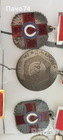 Лот медали и значки. , снимка 13 - Антикварни и старинни предмети - 55834943