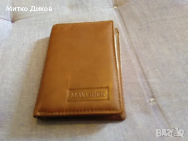 Малко компактно портфейлче естествена кожа марково на Маверик Maverick 105х75мм