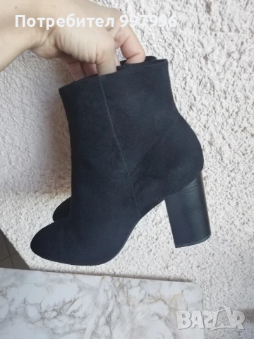 елегантни велурени боти H&M -40номер, снимка 4 - Дамски боти - 50564794