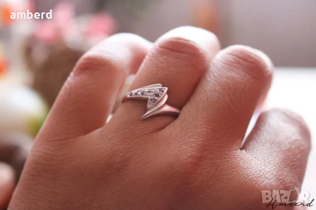 Нежен сребърен пръстен - модел R033