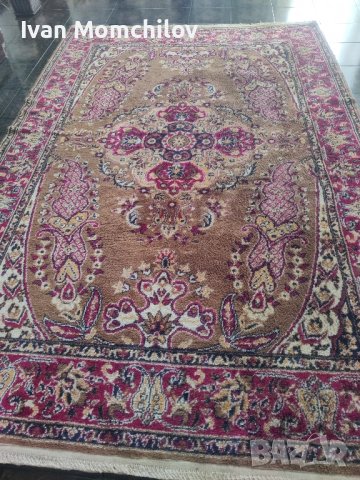 Килим плюс две пътеки