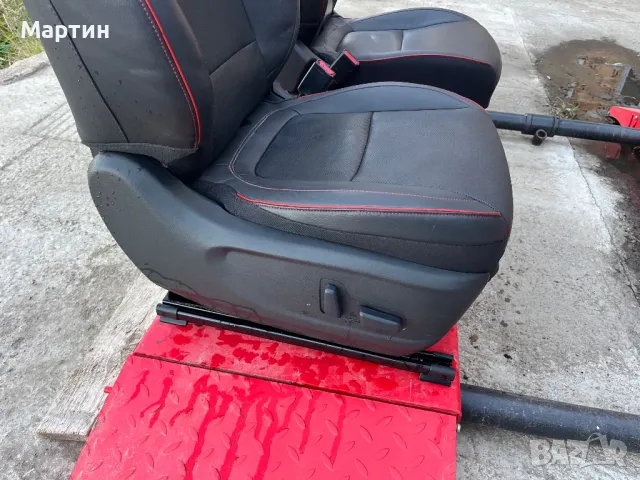 Седалки Хюндай Кона, снимка 3 - Части - 47838440