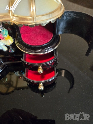 Музикална/Бижутерна кутия /4/, снимка 4 - Други - 52733359