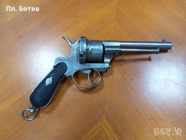 Стар голям револвер/пистолет , снимка 1 - Антикварни и старинни предмети - 44392181