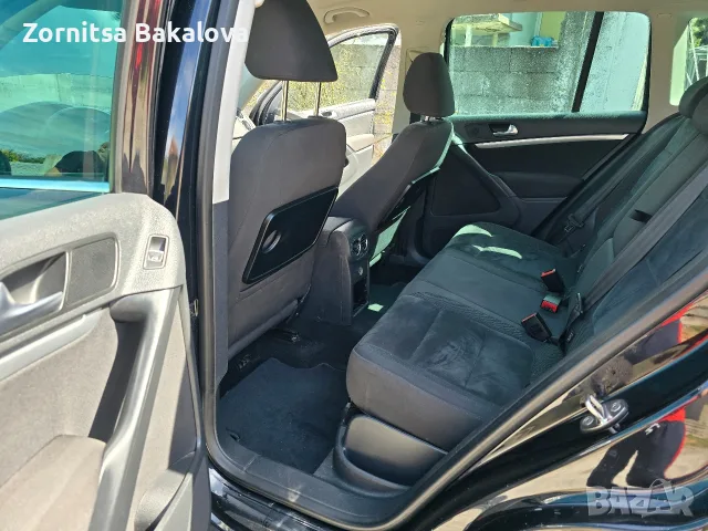 Volkswagen Tiguan 2.0 TDI (140 к.с.) – фейслифт, 02.2012 г., снимка 9 - Автомобили и джипове - 56086382