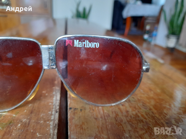 Стари очила Marlboro, снимка 3 - Други ценни предмети - 44781455