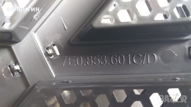 Предна емблема за фолксваген Т5,Т6,крафтер и др.С размери 16.5-17см перфектна, снимка 4 - Аксесоари и консумативи - 30946234