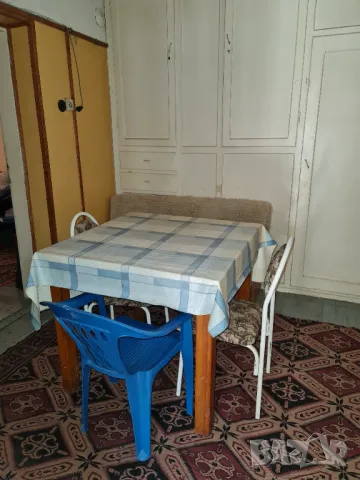 Продавам къща в кв. Бряг, снимка 4 - Къщи - 50384874