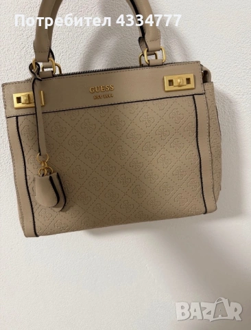 Дамска чанта Guess