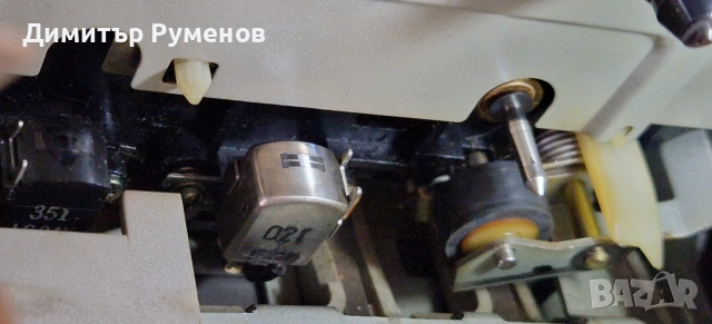 Касетен дек Hitachi D-E10, снимка 9 - Декове - 53752398