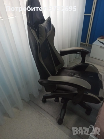 Черен кожен геймърски стол, снимка 2 - Столове - 53476327