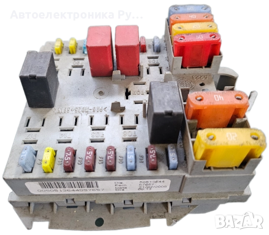 КУТИЯ ЗА БУШОНИ ALFA ROMEO 159, 50513644