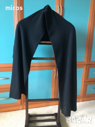 Thomas Wylde,Марков голям шал,кашмир ,кристали Swarovski , снимка 8 - Шалове - 36175960