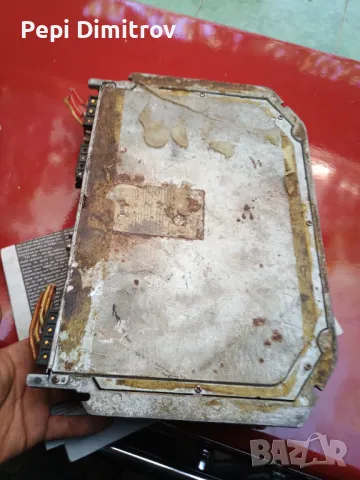 УСИЛВАТЕЛ ЗА АВТОМОБИЛ С 600 W ИЗХОДНА МОЩНОСТ