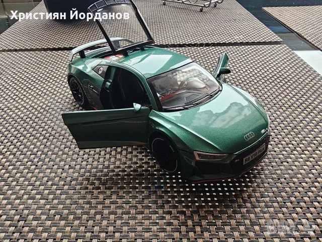 Метална количка мащаб 1:24