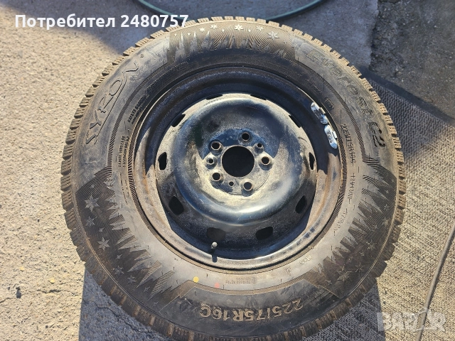 Гума с джанта 225/75/16С 