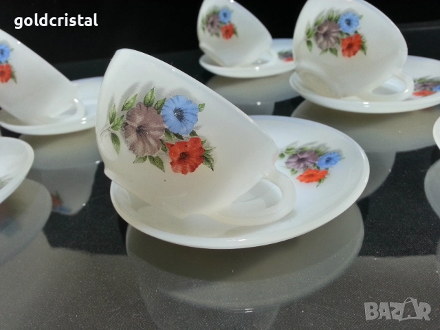 Френски аркопал чаши за чай кафе , снимка 3 - Антикварни и старинни предмети - 44231669