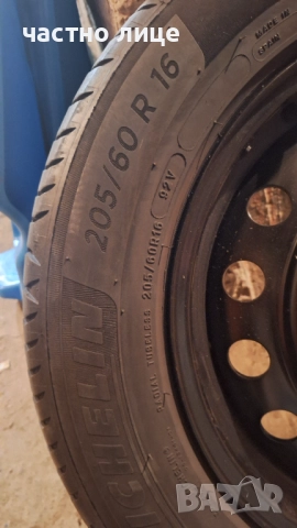 Перфектни гуми Michelin 205/60/16 с железни джанти 16" Toyota Avensis, снимка 5 - Гуми и джанти - 51544176