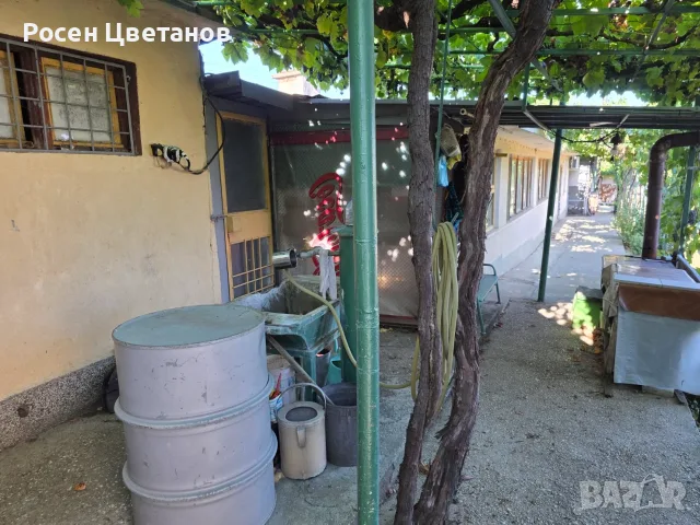 🏡 ПРОДАВА СЕ ВИЛА КРАЙ ЧЕРВЕН БРЯГ – 90 КВ.М. + 1000 КВ.М. ДВОР, снимка 17 - Вили - 56138114